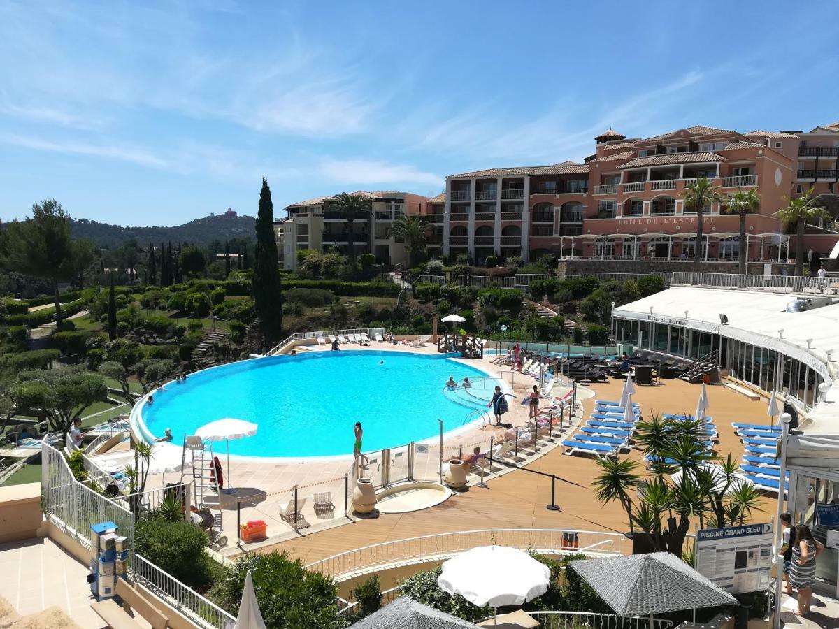 Cap Esterel Appartement Climatise Dans Le Centre Du Village Vacances Drammont Exterior photo