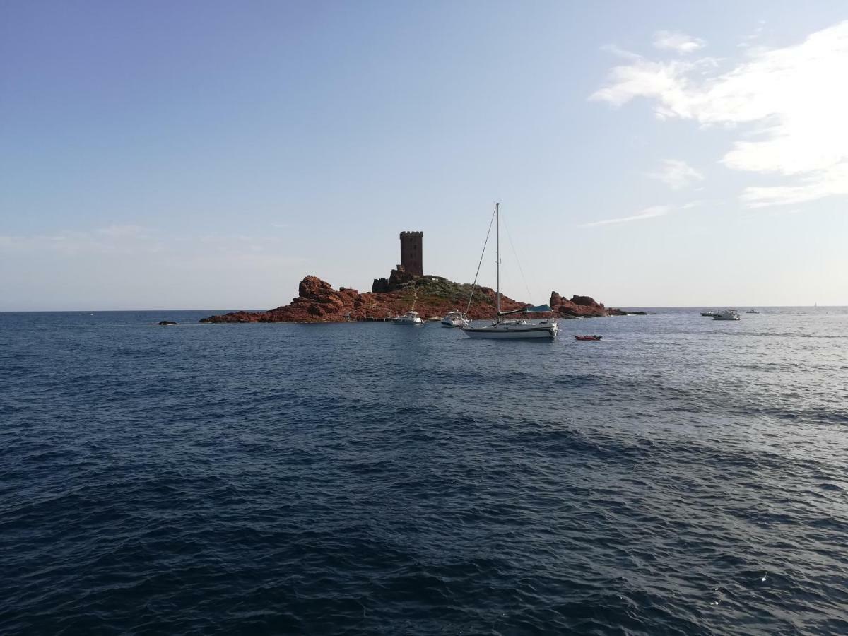 Cap Esterel Appartement Climatise Dans Le Centre Du Village Vacances Drammont Exterior photo