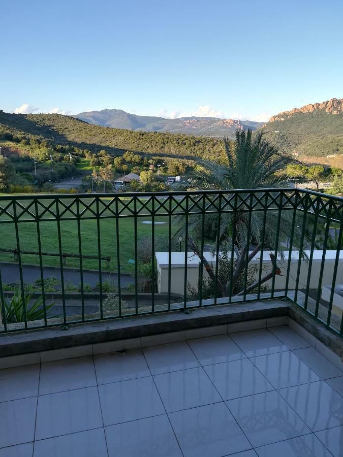 Cap Esterel Appartement Climatise Dans Le Centre Du Village Vacances Drammont Exterior photo
