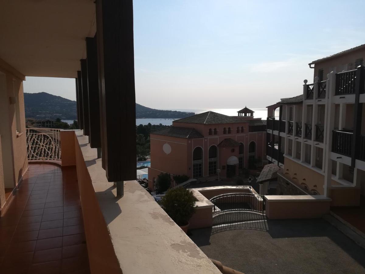 Cap Esterel Appartement Climatise Dans Le Centre Du Village Vacances Drammont Exterior photo